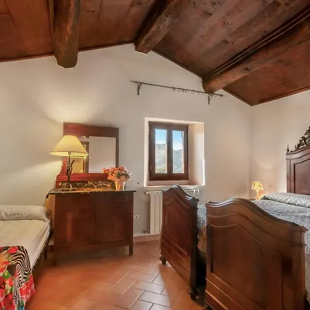 Alojamento de Turismo Rural Universal Harmony - Cinciallegra